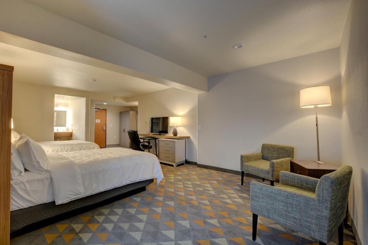 Holiday Inn - Salem By Ihg Екстер'єр фото