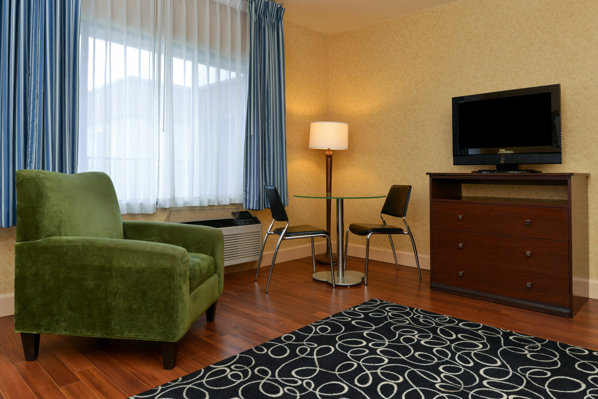 Holiday Inn - Salem By Ihg Екстер'єр фото