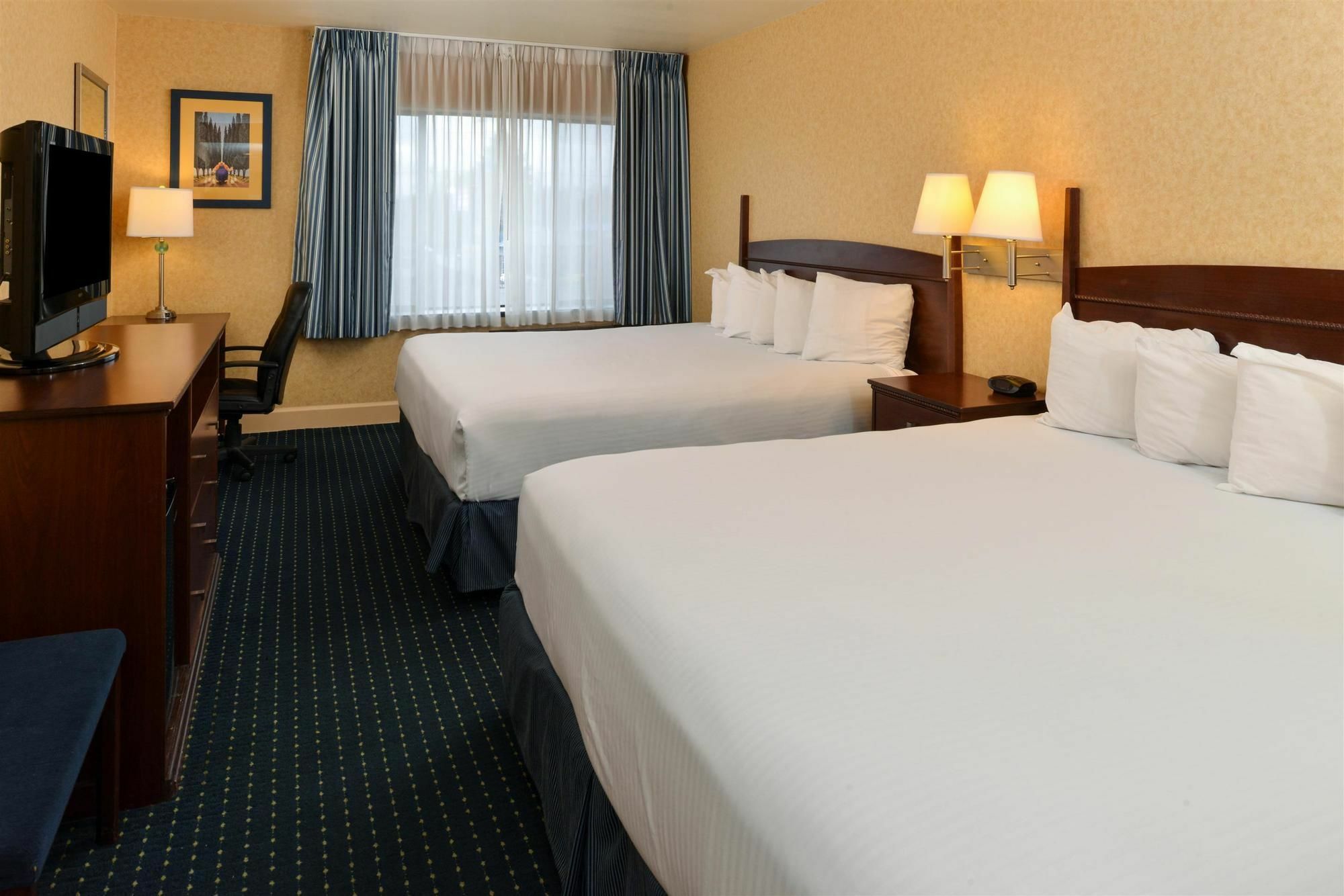 Holiday Inn - Salem By Ihg Екстер'єр фото