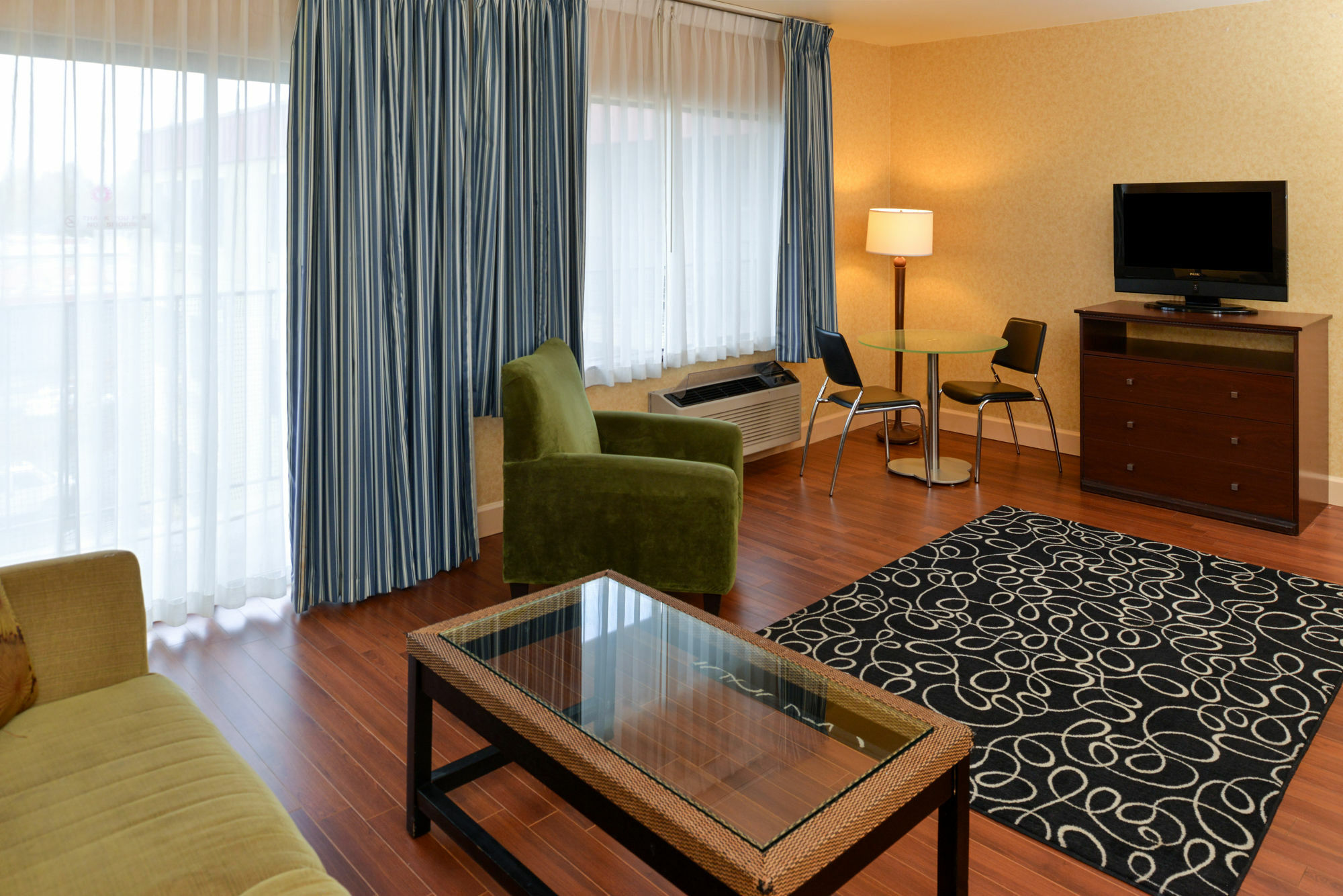 Holiday Inn - Salem By Ihg Екстер'єр фото